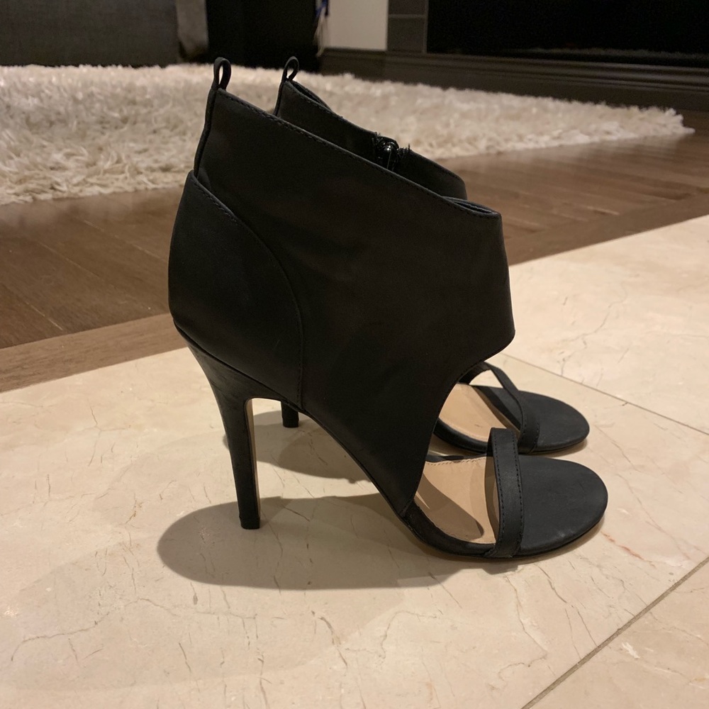 *2 for $25* Black heels - vegan leather